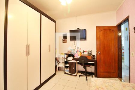Casa à venda com 200m², 2 quartos e 3 vagasQuarto 2