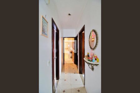 Casa à venda com 200m², 2 quartos e 3 vagasCorredor