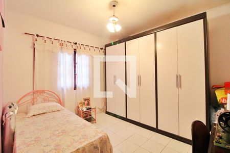 Casa à venda com 200m², 2 quartos e 3 vagasQuarto 2