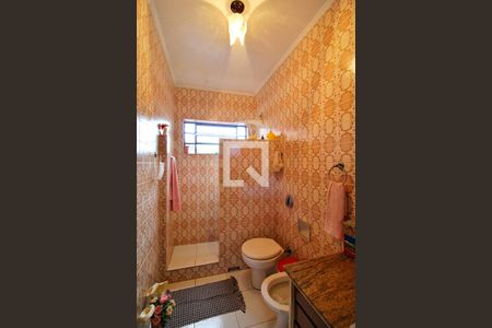 Casa à venda com 200m², 2 quartos e 3 vagasBanheiro