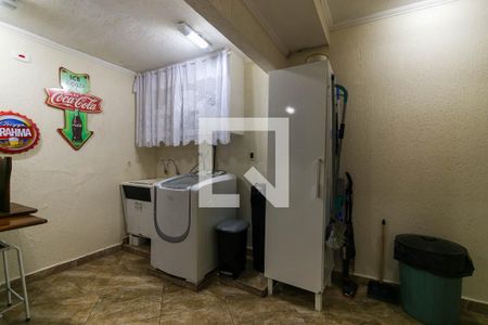 Casa à venda com 154m², 3 quartos e 2 vagas Casa à venda com 154m², 3 quartos e 2 vagasÁrea de Serviço