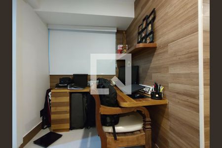 Apartamento à venda com 185m², 2 quartos e 1 vaga Apartamento à venda com 185m², 2 quartos e 1 vagaEscritório