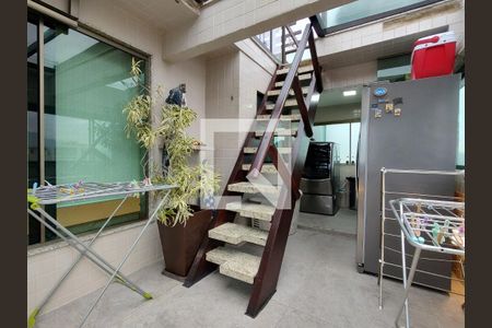 Apartamento à venda com 185m², 2 quartos e 1 vaga Apartamento à venda com 185m², 2 quartos e 1 vagaÁrea de Serviço