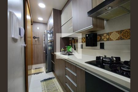 Apartamento à venda com 185m², 2 quartos e 1 vaga Apartamento à venda com 185m², 2 quartos e 1 vagaCozinha - Armários