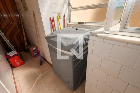 Apartamento à venda com 110m², 3 quartos e 1 vagaÁrea de Serviço