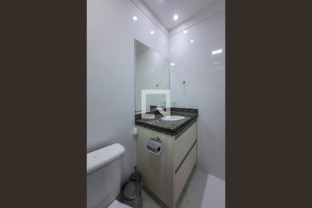 Apartamento à venda com 55m², 2 quartos e 1 vaga Apartamento à venda com 55m², 2 quartos e 1 vagaBanheiro