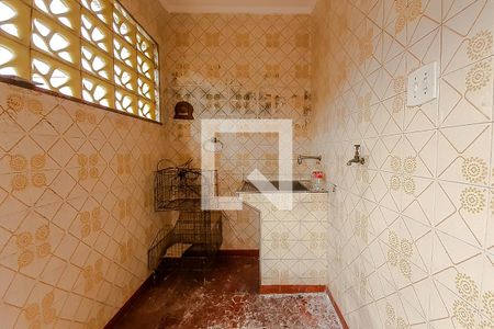 Casa à venda com 420m², 2 quartos e 1 vaga Casa à venda com 420m², 2 quartos e 1 vagaÁrea de Serviço