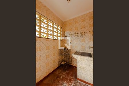 Casa à venda com 420m², 2 quartos e 1 vaga Casa à venda com 420m², 2 quartos e 1 vagaÁrea de Serviço