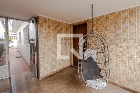 Casa à venda com 420m², 2 quartos e 1 vaga Casa à venda com 420m², 2 quartos e 1 vagaQuintal