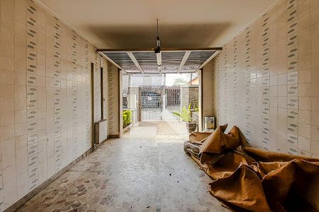 Casa à venda com 420m², 2 quartos e 1 vaga Casa à venda com 420m², 2 quartos e 1 vagaGaragem