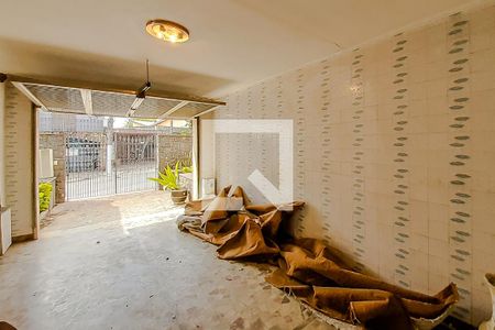 Casa à venda com 420m², 2 quartos e 1 vaga Casa à venda com 420m², 2 quartos e 1 vagaGaragem