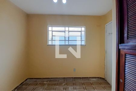 Casa à venda com 420m², 2 quartos e 1 vaga Casa à venda com 420m², 2 quartos e 1 vagaQuarto de Serviço