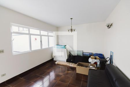 Casa à venda com 438m², 4 quartos e 4 vagas Casa à venda com 438m², 4 quartos e 4 vagasEdícula Sala