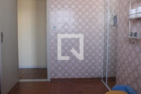 Casa à venda com 250m², 4 quartos e 2 vagasBanheiro do corredor