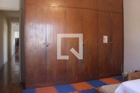 Casa à venda com 250m², 4 quartos e 2 vagasQuarto 2