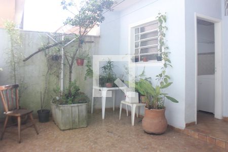 Casa à venda com 250m², 4 quartos e 2 vagasQuintal