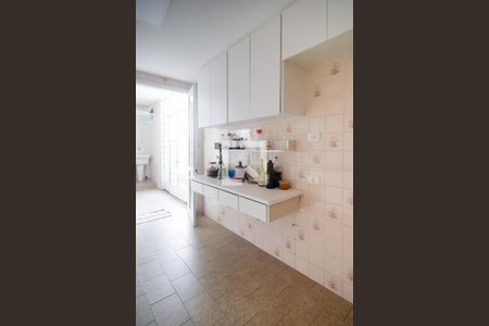 Casa à venda com 180m², 2 quartos e 1 vaga Casa à venda com 180m², 2 quartos e 1 vagaCozinha