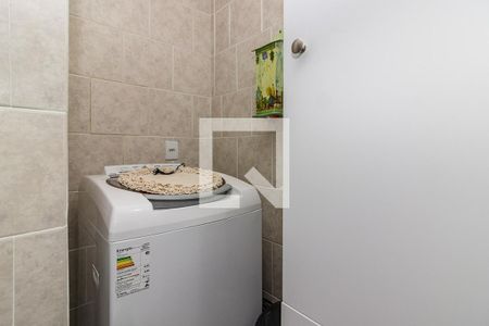 Apartamento para alugar com 77m², 3 quartos e sem vaga Apartamento para alugar com 77m², 3 quartos e sem vagaCozinha e Área de Serviço