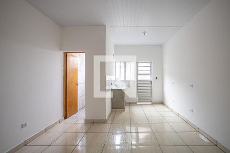 Casa à venda com 250m², 6 quartos e sem vaga Casa à venda com 250m², 6 quartos e sem vagaStudio