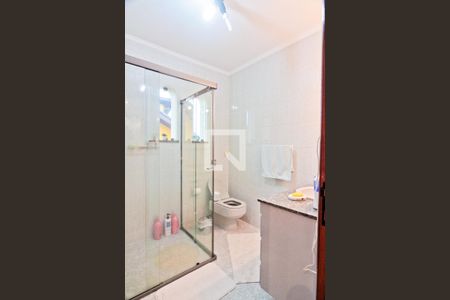 Casa à venda com 530m², 4 quartos e 6 vagas Casa à venda com 530m², 4 quartos e 6 vagasBanheiro da Suíte 2