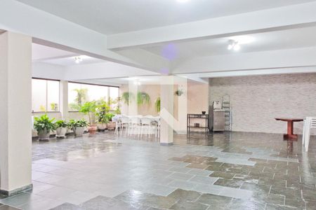 Casa à venda com 530m², 4 quartos e 6 vagas Casa à venda com 530m², 4 quartos e 6 vagasSalão