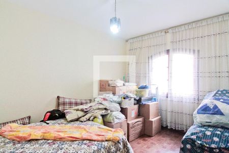 Casa à venda com 530m², 4 quartos e 6 vagas Casa à venda com 530m², 4 quartos e 6 vagasEdícula - Quarto