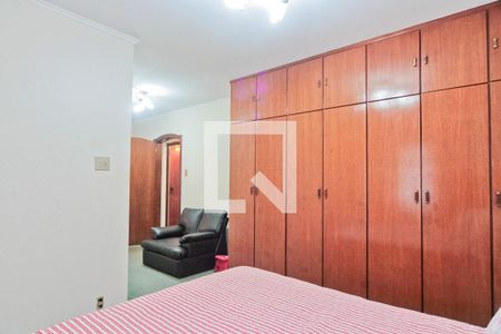 Casa à venda com 530m², 4 quartos e 6 vagas Casa à venda com 530m², 4 quartos e 6 vagasSuíte 1