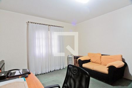 Casa à venda com 530m², 4 quartos e 6 vagas Casa à venda com 530m², 4 quartos e 6 vagasQuarto