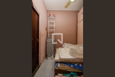 Casa à venda com 190m², 5 quartos e 3 vagas Casa à venda com 190m², 5 quartos e 3 vagasQuarto de Serviço