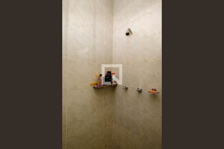 Casa à venda com 190m², 5 quartos e 3 vagas Casa à venda com 190m², 5 quartos e 3 vagasBanheiro Social 1