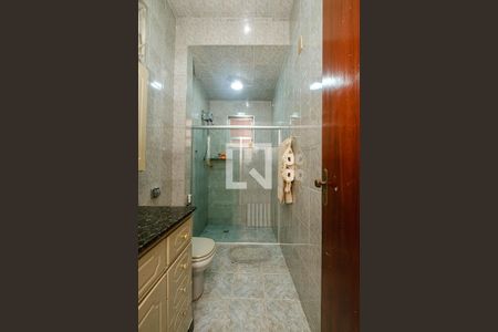 Casa à venda com 190m², 5 quartos e 3 vagas Casa à venda com 190m², 5 quartos e 3 vagasBanheiro Social 2