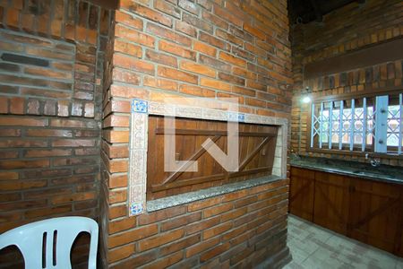 Casa à venda com 430m², 5 quartos e 5 vagasChurrasqueira