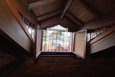 Casa à venda com 430m², 5 quartos e 5 vagasJanela do Quarto 2 