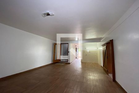 Casa à venda com 430m², 5 quartos e 5 vagasGaragem 1