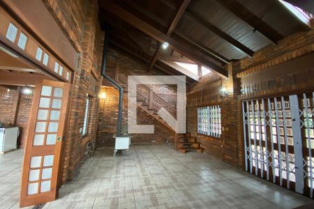 Casa à venda com 430m², 5 quartos e 5 vagasSalão de festas