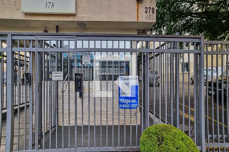 Apartamento à venda com 60m², 3 quartos e 1 vaga Apartamento à venda com 60m², 3 quartos e 1 vagaFachada com Plaquinha