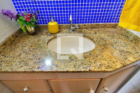 Apartamento à venda com 86m², 3 quartos e 2 vagasBanheiro