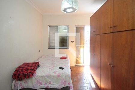 Casa à venda com 360m², 4 quartos e 3 vagas Casa à venda com 360m², 4 quartos e 3 vagasQuarto 02