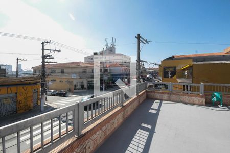 Casa à venda com 360m², 4 quartos e 3 vagas Casa à venda com 360m², 4 quartos e 3 vagasvaranda