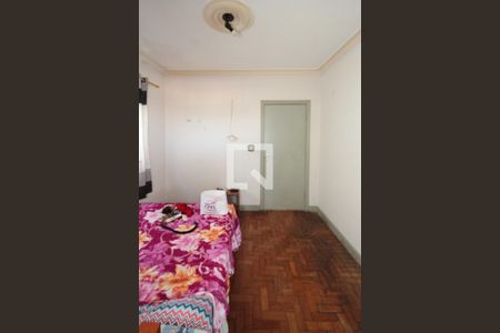 Casa à venda com 360m², 4 quartos e 3 vagas Casa à venda com 360m², 4 quartos e 3 vagasQuarto 04