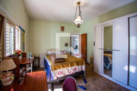 Casa à venda com 170m², 4 quartos e 2 vagas Casa à venda com 170m², 4 quartos e 2 vagasSuíte 2