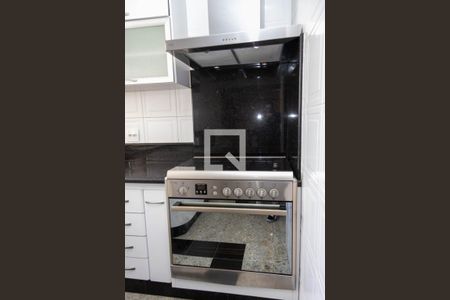 Apartamento à venda com 195m², 3 quartos e 3 vagas Apartamento à venda com 195m², 3 quartos e 3 vagasCozinha