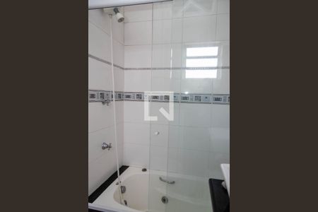 Apartamento à venda com 195m², 3 quartos e 3 vagas Apartamento à venda com 195m², 3 quartos e 3 vagasSuíte do Quarto 1