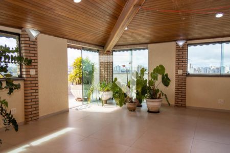 Apartamento à venda com 195m², 3 quartos e 3 vagas Apartamento à venda com 195m², 3 quartos e 3 vagasEspaço Gourmet