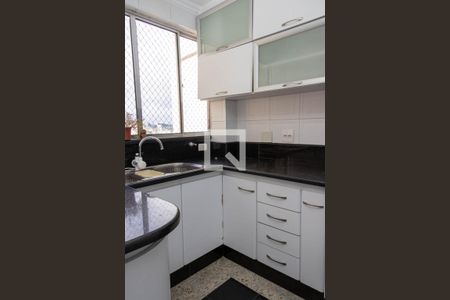 Apartamento à venda com 195m², 3 quartos e 3 vagas Apartamento à venda com 195m², 3 quartos e 3 vagasCozinha