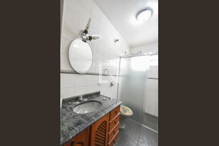 Casa à venda com 220m², 3 quartos e 2 vagasBanheiro Suíte 02