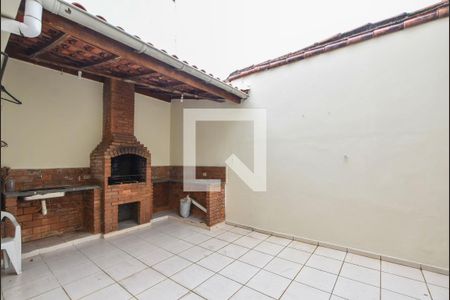Casa à venda com 220m², 3 quartos e 2 vagasChurrasqueira 