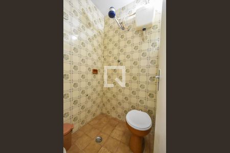 Casa à venda com 220m², 3 quartos e 2 vagasBanheiro de Serviços 