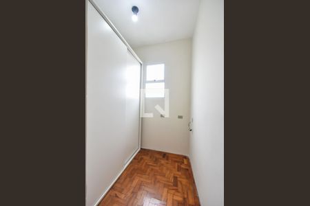 Casa à venda com 220m², 3 quartos e 2 vagasCloset Suíte 01