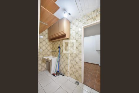 Casa à venda com 220m², 3 quartos e 2 vagasLavanderia 